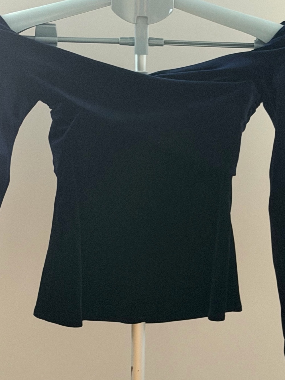 Zara Basic Velvet Off-Shoulder Top – Size M – Like New - Picture 7 of 7